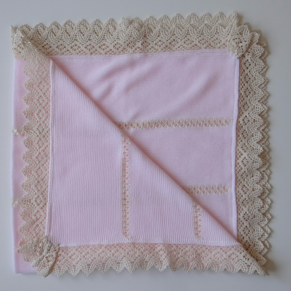 Baby girl knit blanket NEW